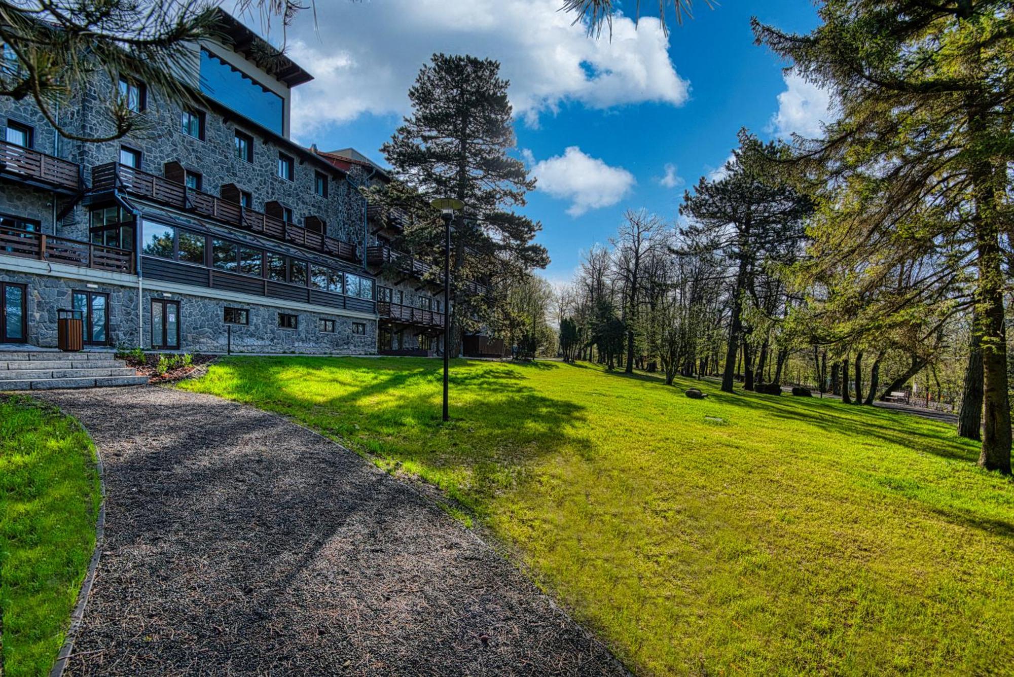 Cardoner Es Konferenciakoezpont Hotel